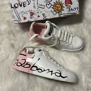 Dolce and Gabbana White and Pink Sneakers size 39